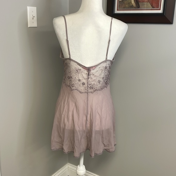100% Silk Victoria's Secret Lavender Mauve Lace Lingerie Medium Sexy Mobwife - Picture 5 of 7